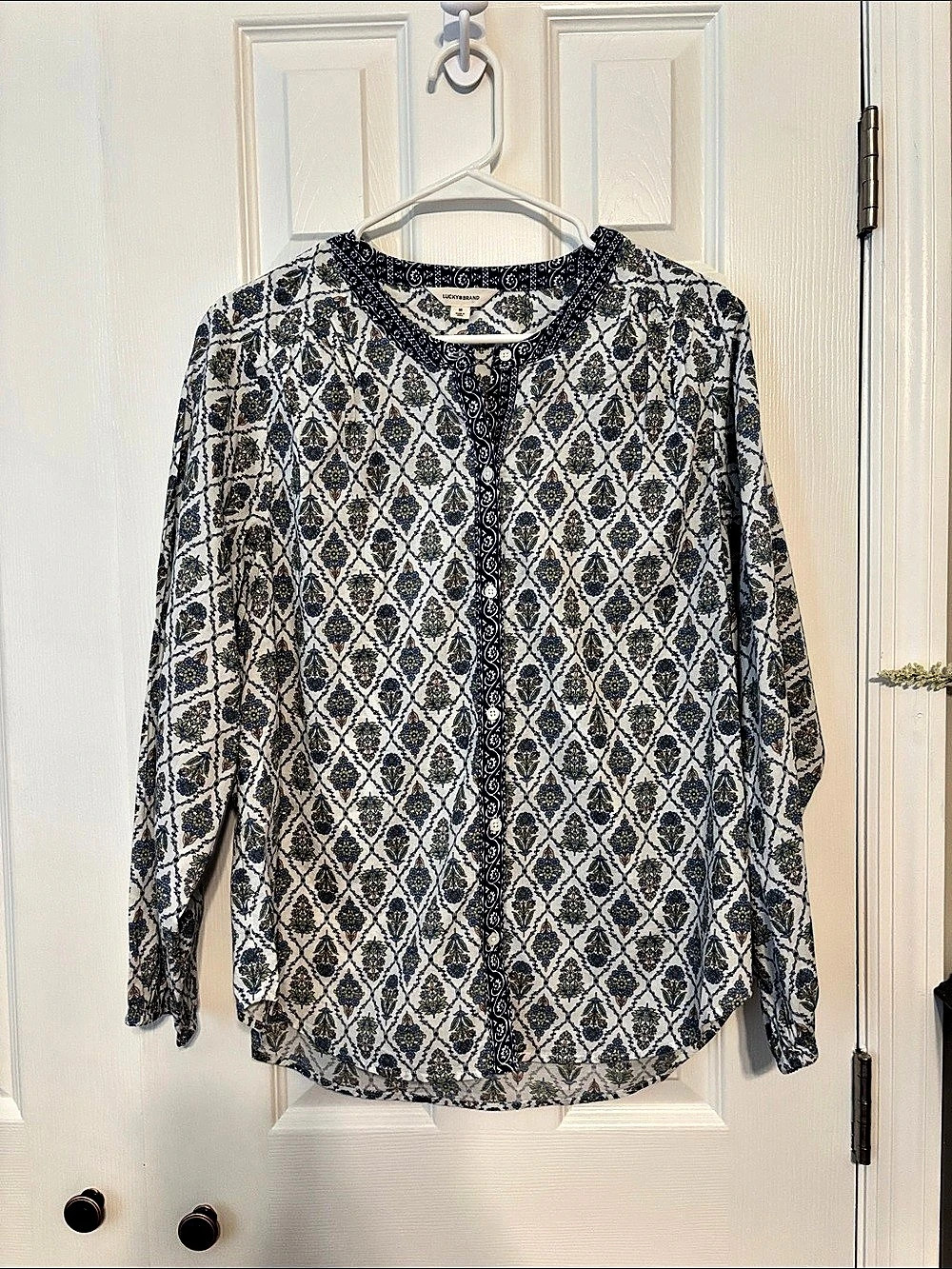 Lucky Brand Printed Button-Front Shirt in Blue & White Size Medium